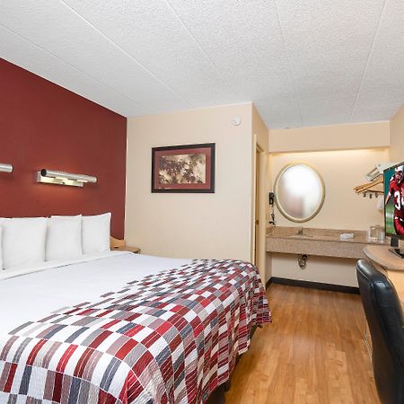 Red Roof Inn Detroit - Roseville St Clair Shores Dış mekan fotoğraf