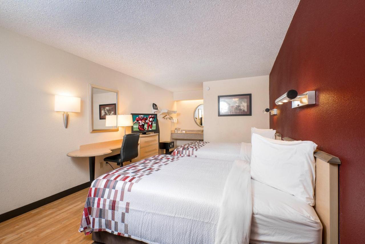 Red Roof Inn Detroit - Roseville St Clair Shores Dış mekan fotoğraf