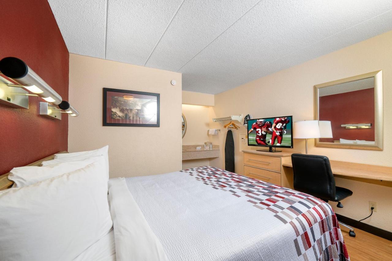 Red Roof Inn Detroit - Roseville St Clair Shores Dış mekan fotoğraf