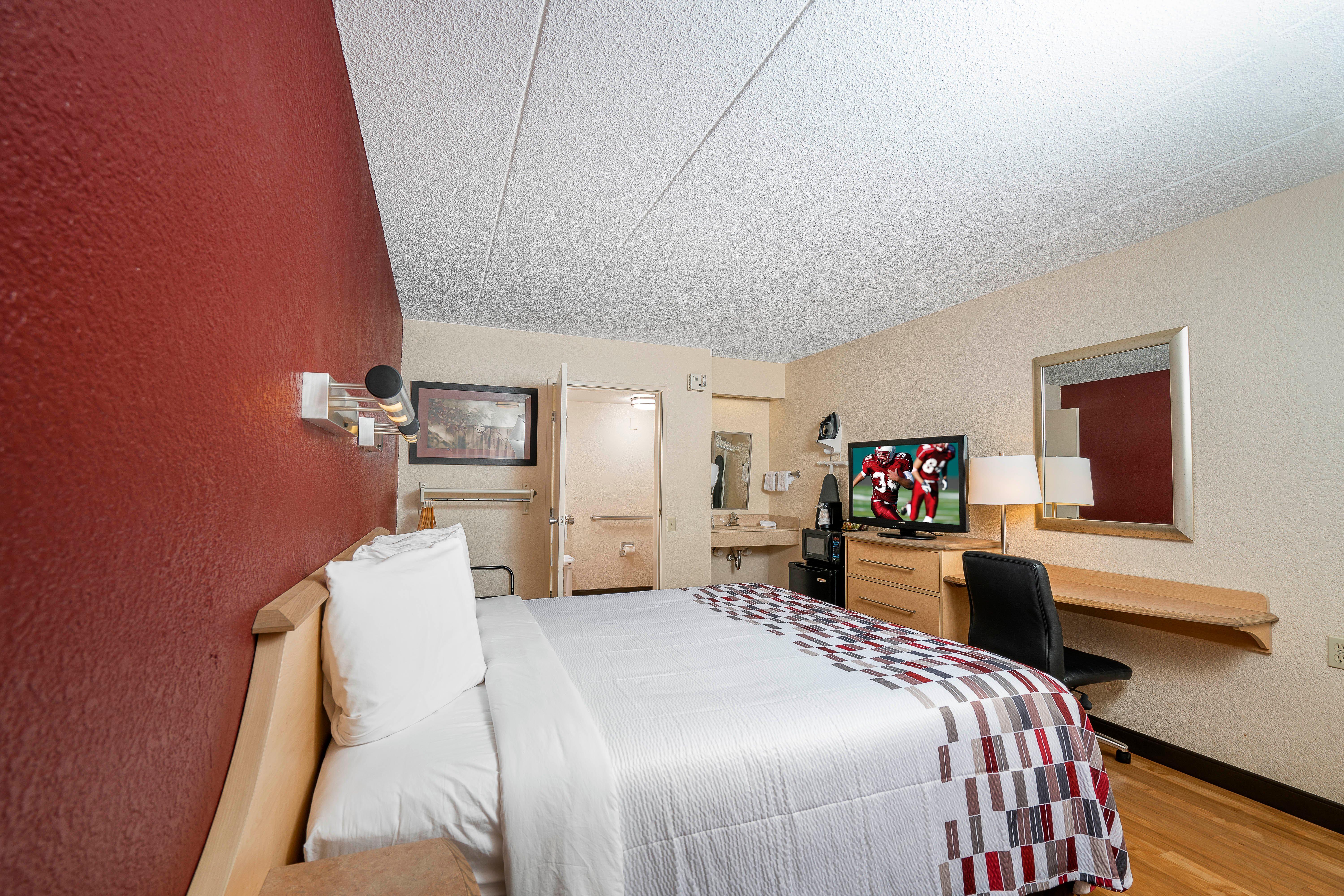 Red Roof Inn Detroit - Roseville St Clair Shores Dış mekan fotoğraf