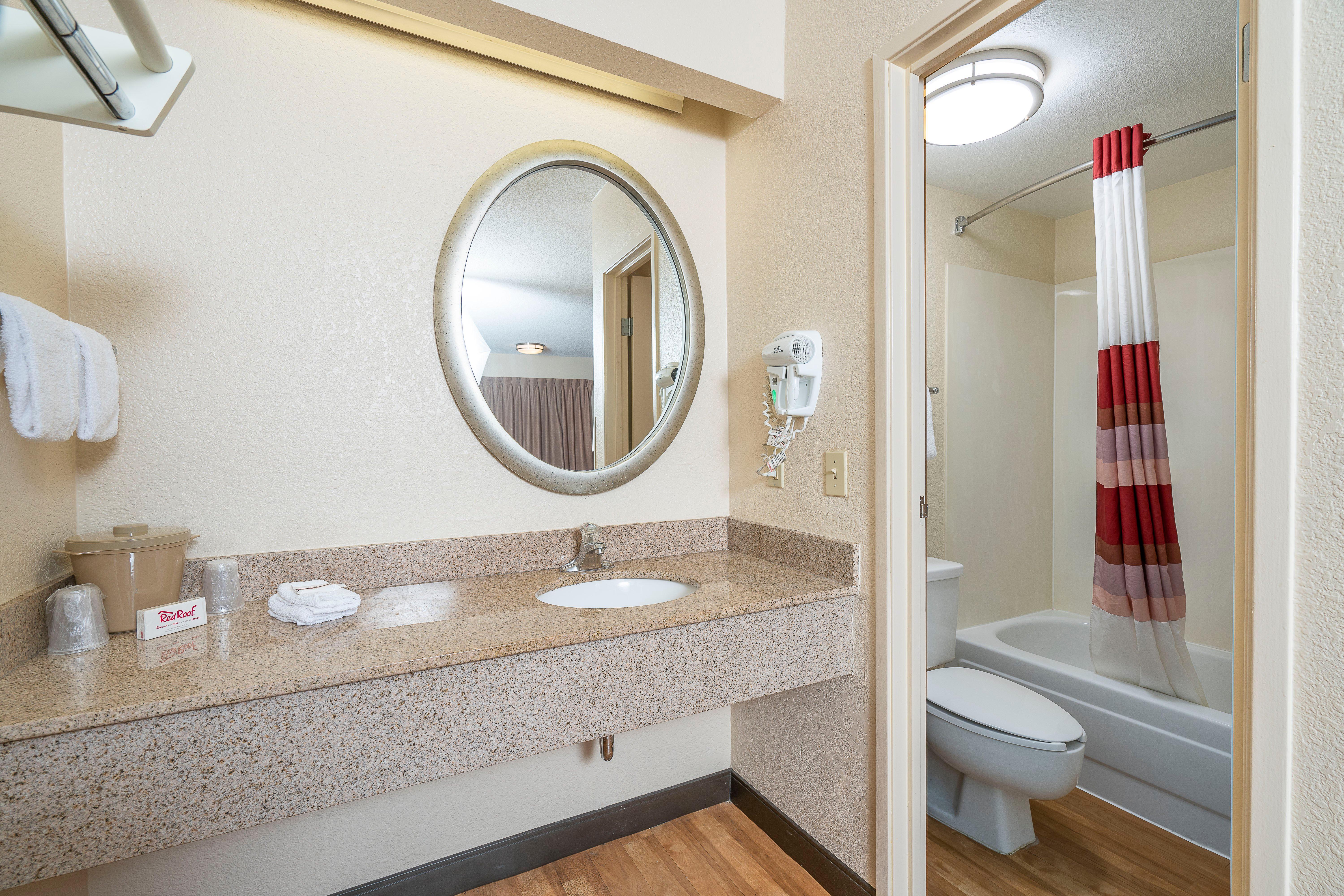 Red Roof Inn Detroit - Roseville St Clair Shores Dış mekan fotoğraf