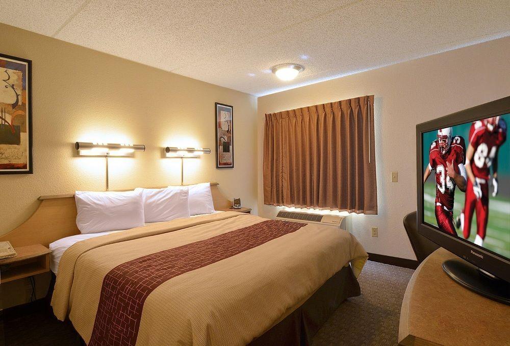 Red Roof Inn Detroit - Roseville St Clair Shores Dış mekan fotoğraf