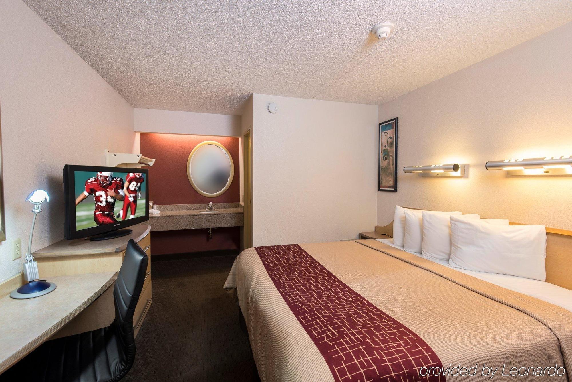 Red Roof Inn Detroit - Roseville St Clair Shores Dış mekan fotoğraf