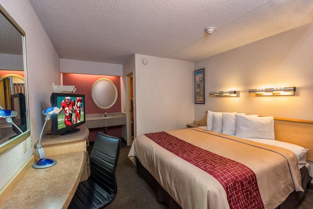 Red Roof Inn Detroit - Roseville St Clair Shores Dış mekan fotoğraf