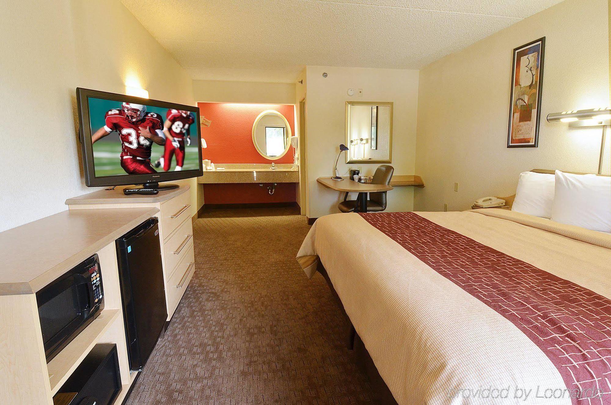 Red Roof Inn Detroit - Roseville St Clair Shores Dış mekan fotoğraf