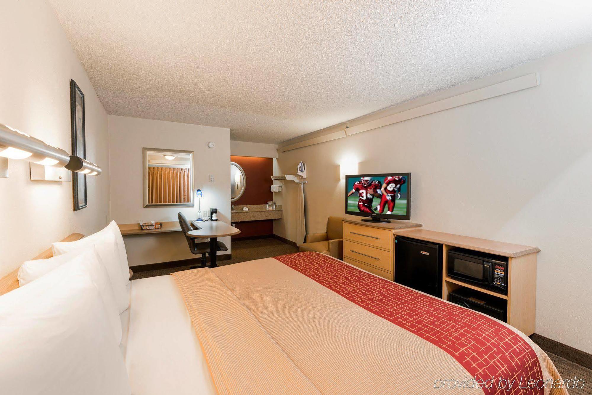 Red Roof Inn Detroit - Roseville St Clair Shores Dış mekan fotoğraf